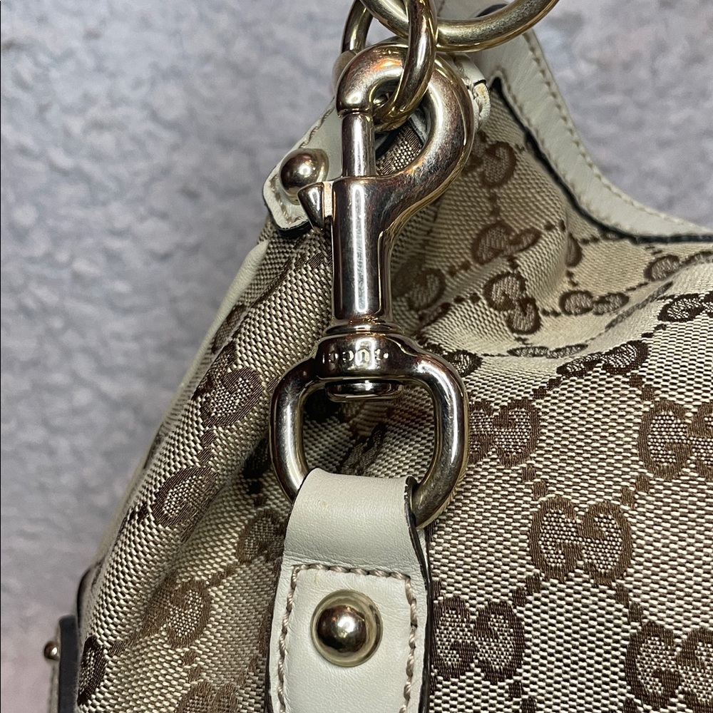 Gucci Indy Babouska Monogram Canvas & Leather Top Handle Tassel Hobo Bag - Picture 7 of 17